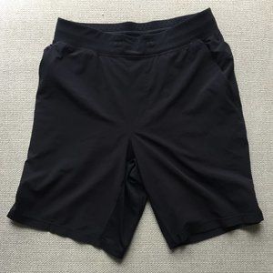 Black medium 9" Lululemon THE short